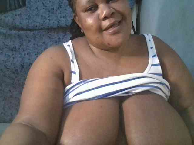 Ebonymagixs webcam
