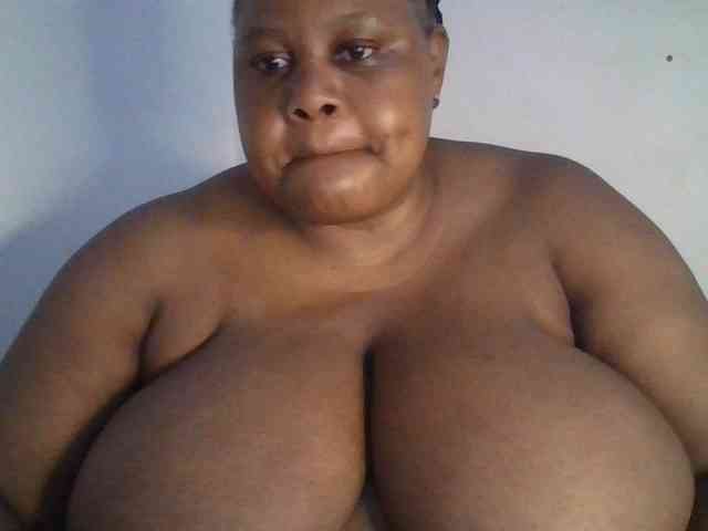 Ebonymagixs webcam