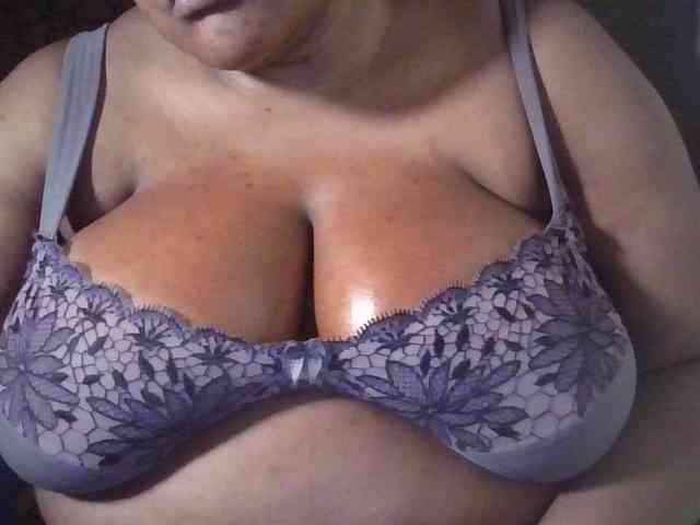 Ebonymagixs webcam
