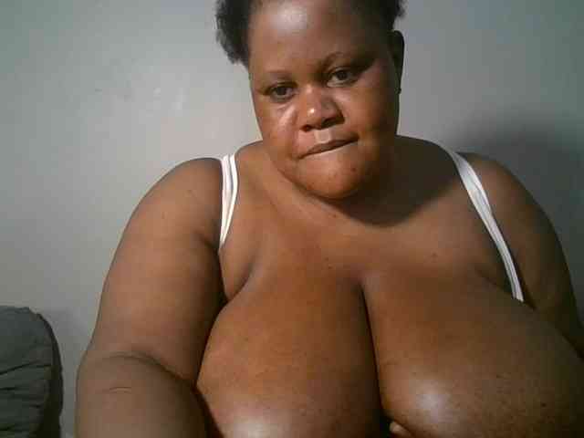 Ebonymagixs webcam