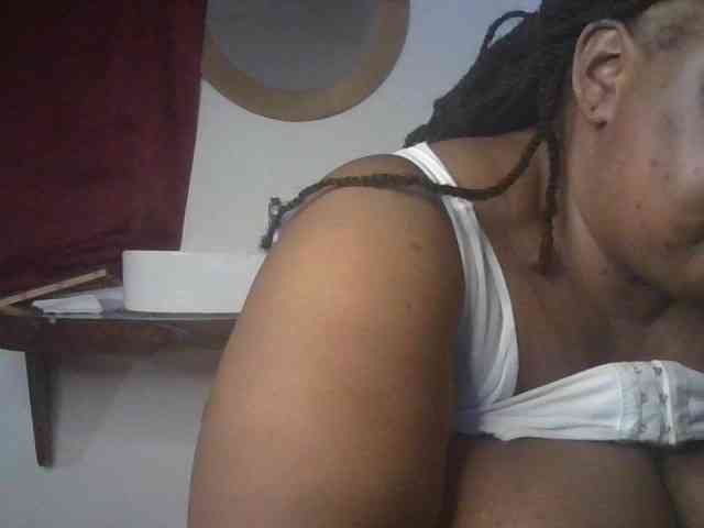 Ebonymagixs webcam
