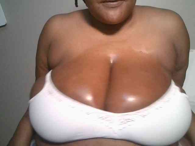 Ebonymagixs webcam