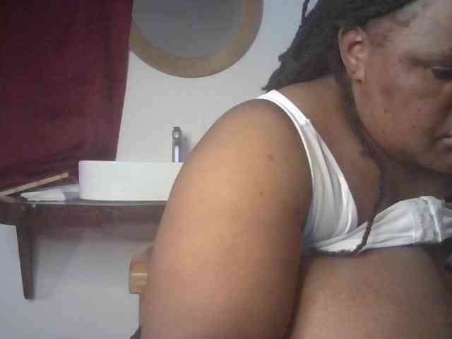 Ebonymagixs webcam
