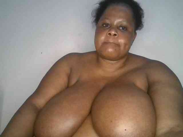 Ebonymagixs webcam