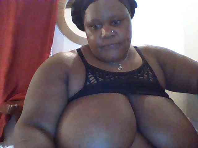 Ebonymagixs webcam