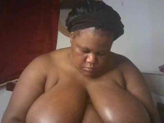 Ebonymagixs webcam