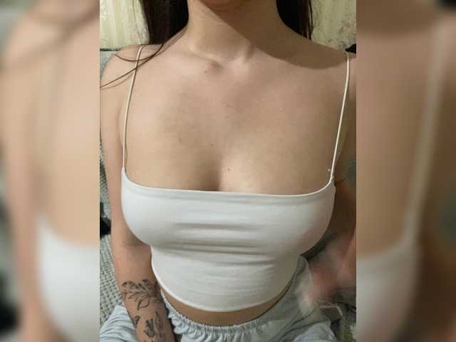 -mur- live cam on BongaCams