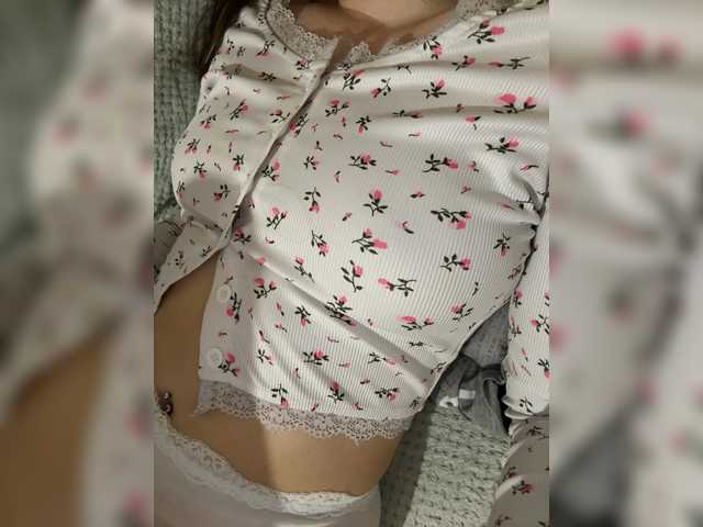 -mur- live cam on BongaCams
