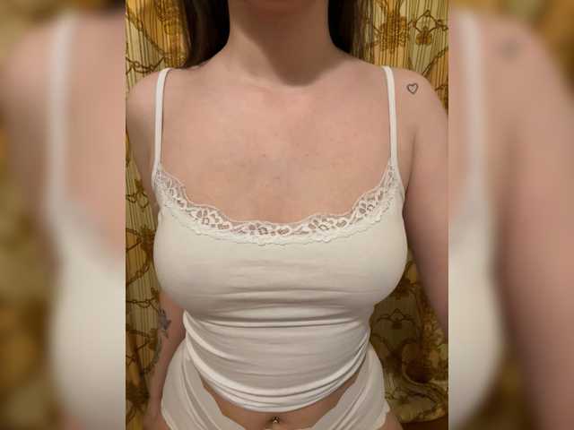 -mur- live cam on BongaCams