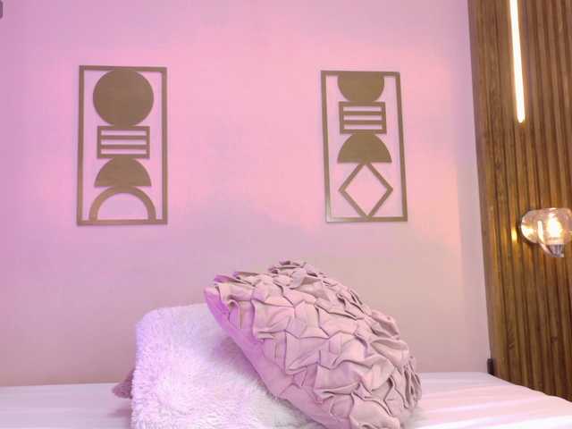 Madison-Amber live cam on BongaCams