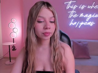 TiffannySins Porn Show