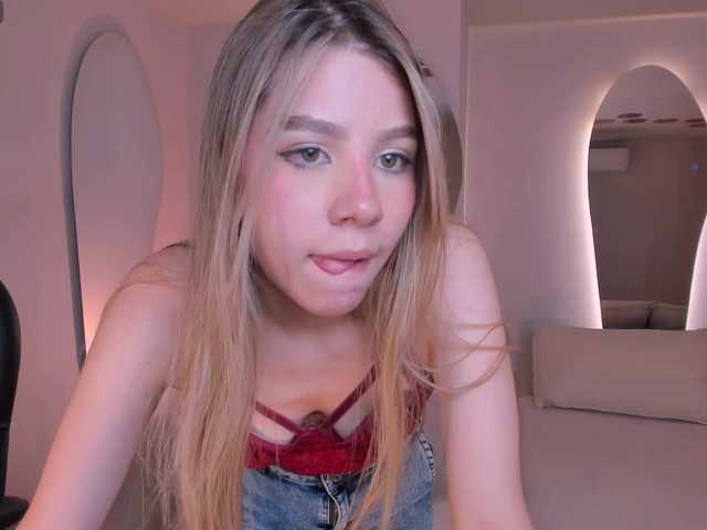 TiffannySins live webcam show