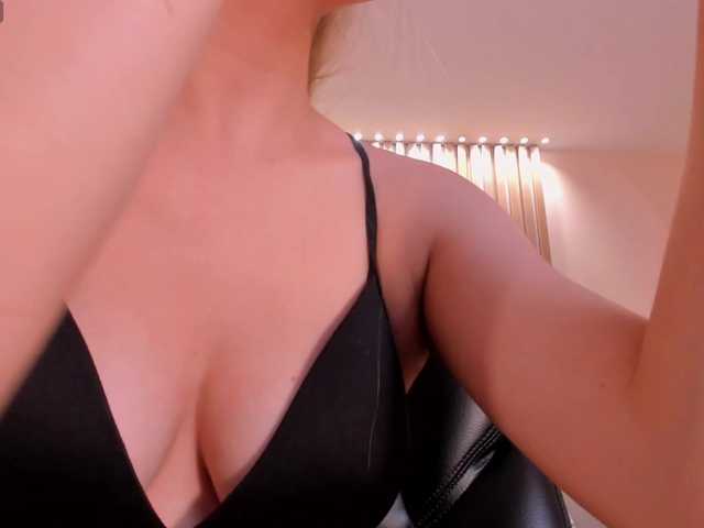 TiffannySins live cam on BongaCams