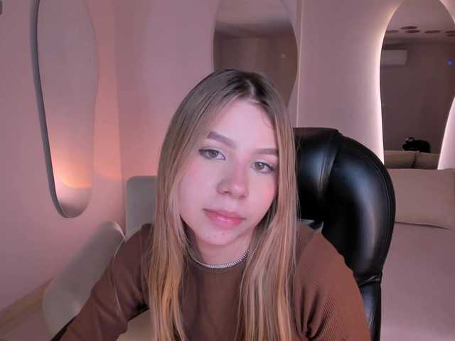 TiffannySins live webcam show