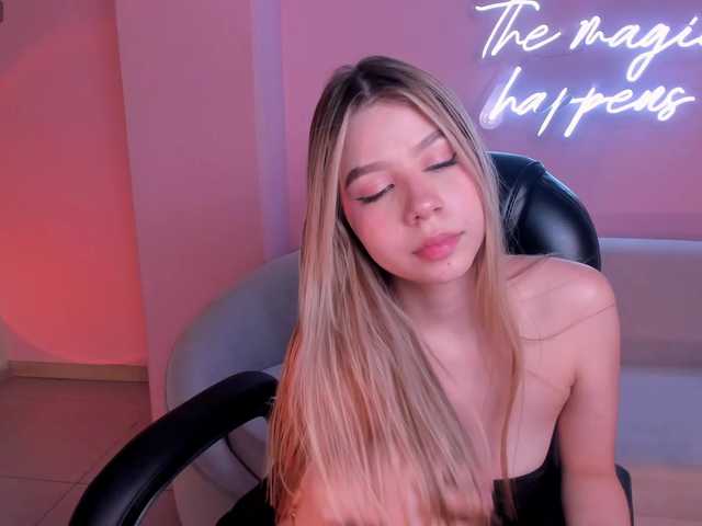 TiffannySins live webcam show