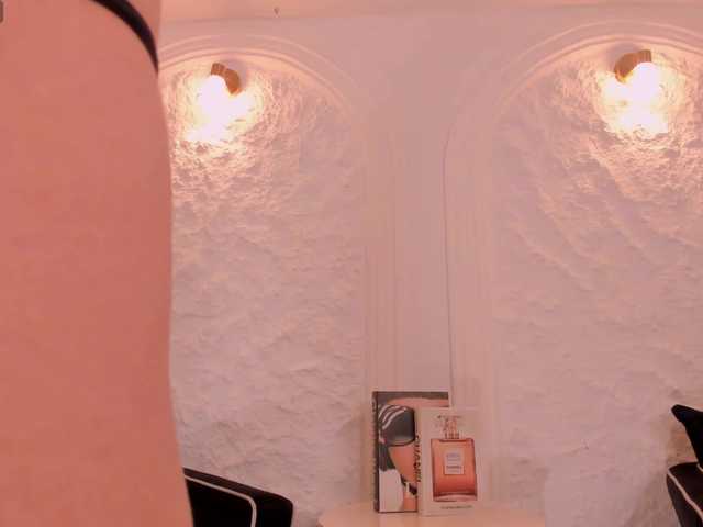 TiffannySins's BongaCams show and profile