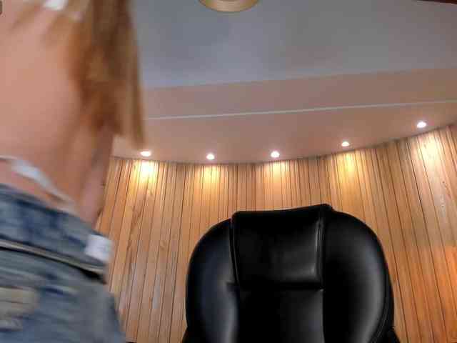 TiffannySins webcam