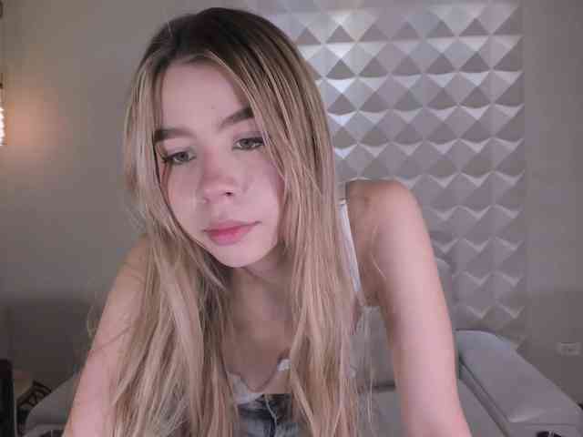TiffannySins Sex Cam Show