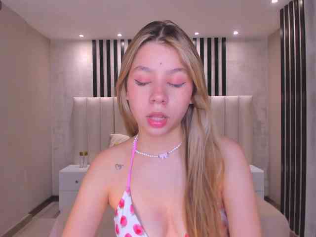 TiffannySins webcam