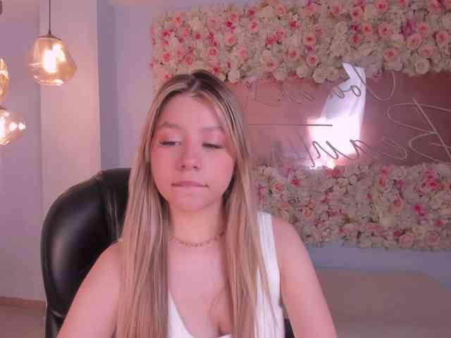 TiffannySins webcam