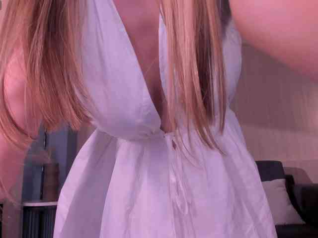 TiffannySins webcam