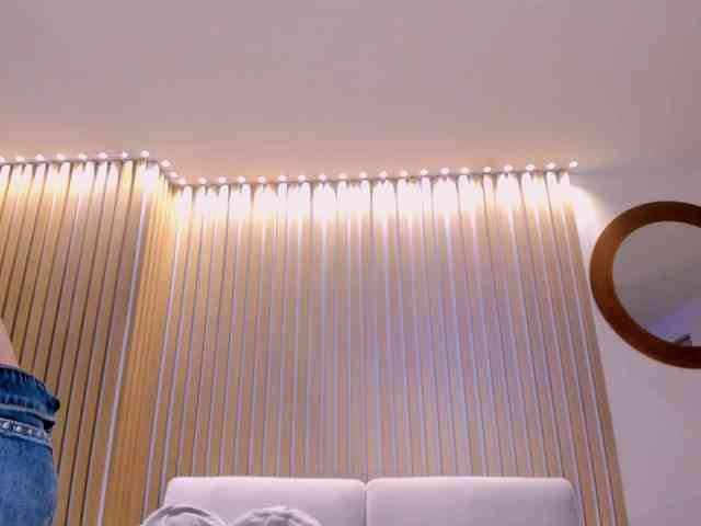 TiffannySins webcam