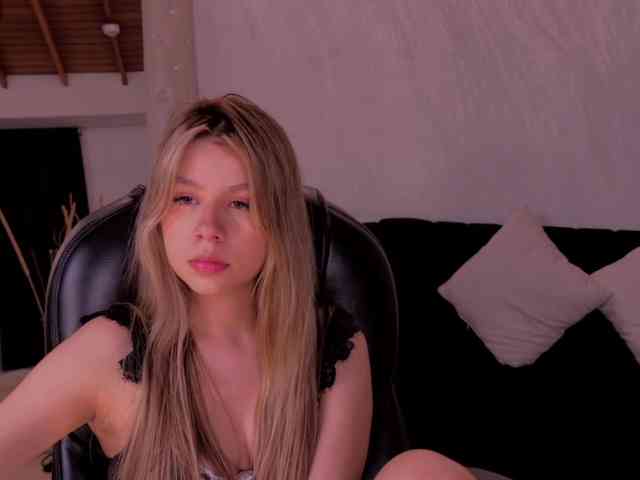 TiffannySins webcam