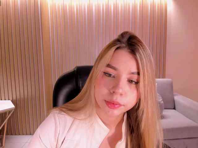 TiffannySins webcam