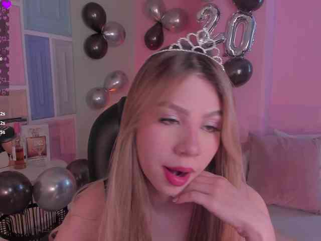 TiffannySins webcam