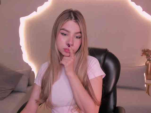 TiffannySins webcam
