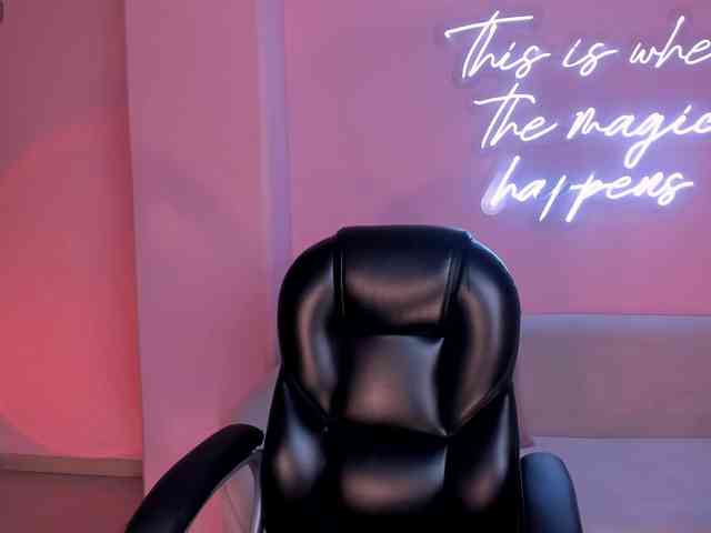 TiffannySins webcam