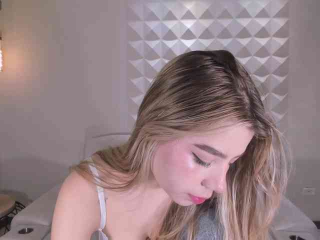 TiffannySins webcam