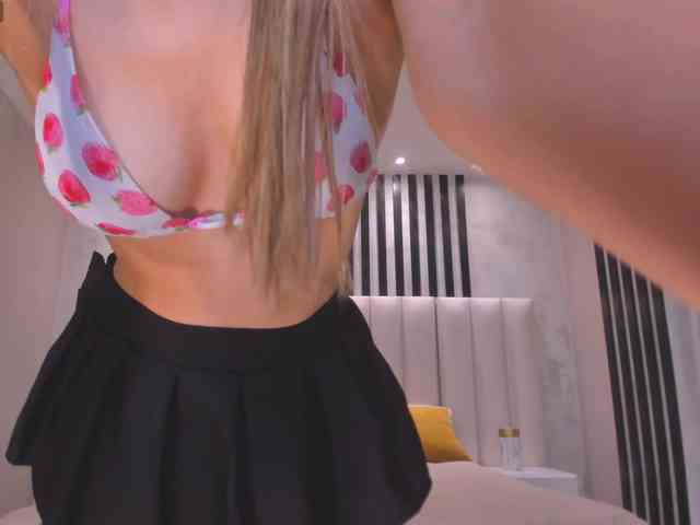 TiffannySins webcam