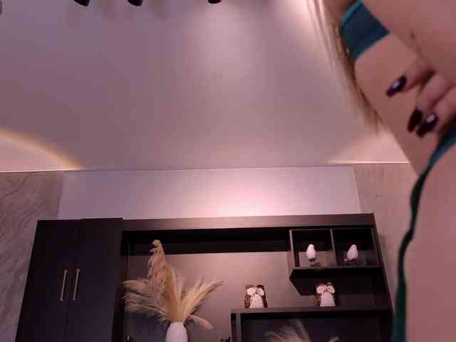 TiffannySins webcam