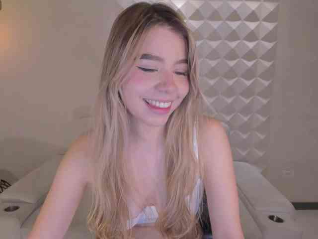 TiffannySins webcam