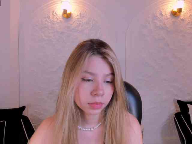 TiffannySins webcam