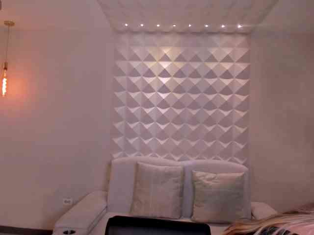 TiffannySins webcam