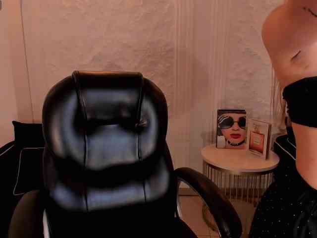TiffannySins webcam