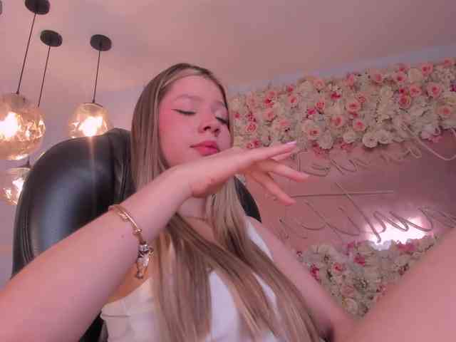 TiffannySins webcam