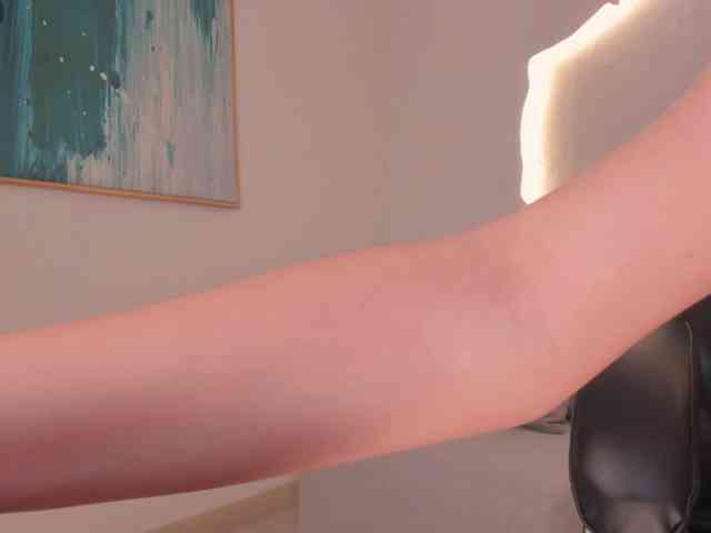 TiffannySins webcam