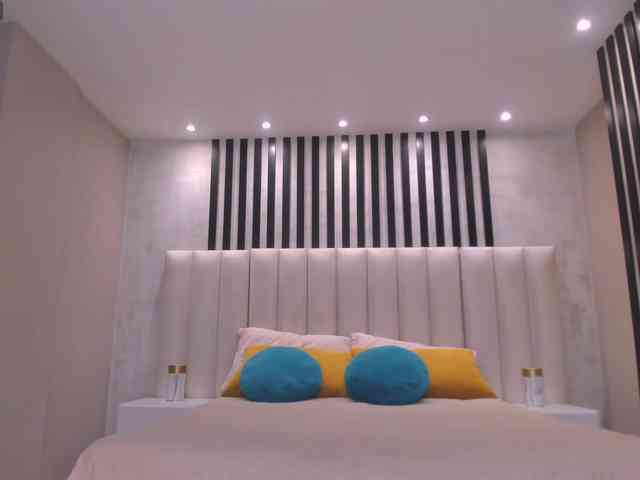 TiffannySins webcam