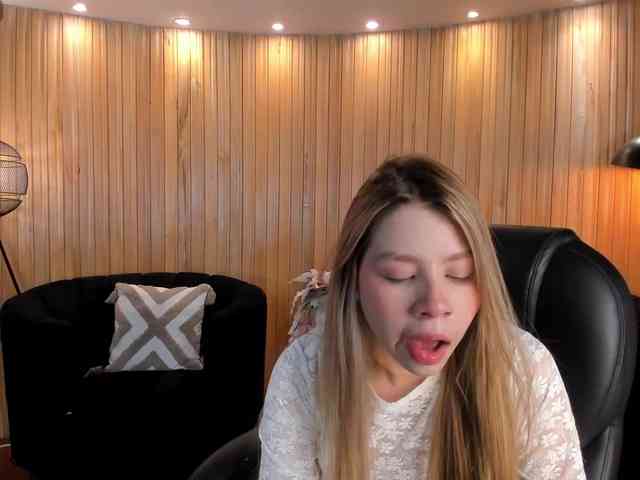 TiffannySins webcam