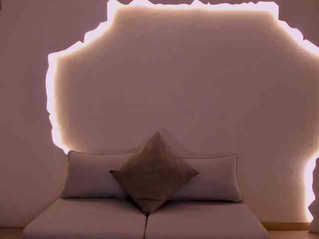 TiffannySins webcam