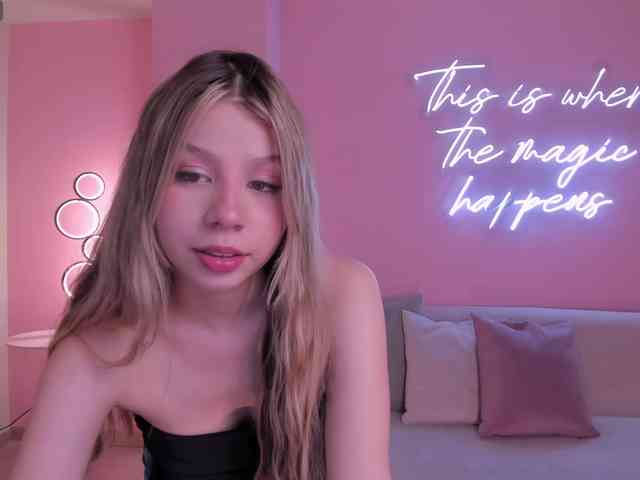 TiffannySins webcam