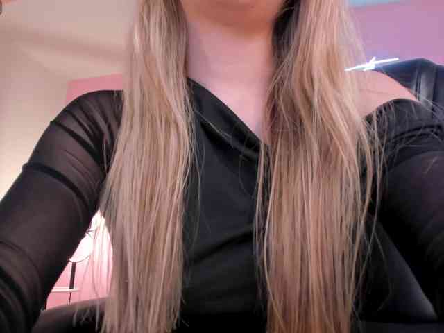TiffannySins webcam