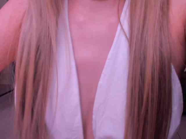 TiffannySins webcam