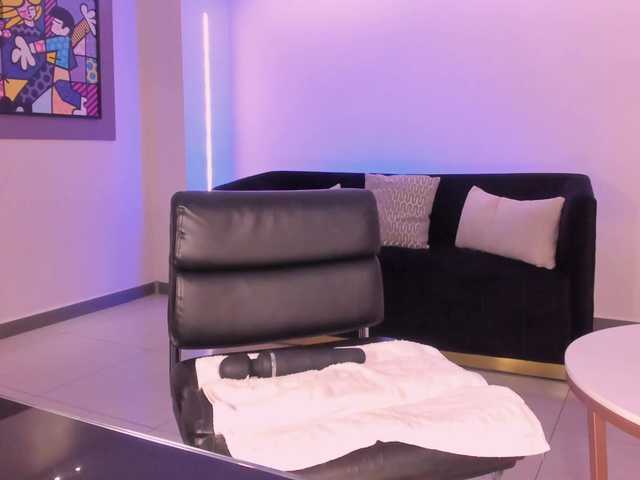 BonnyRose's BongaCams show and profile