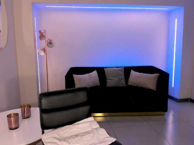 BonnyRose's BongaCams show and profile