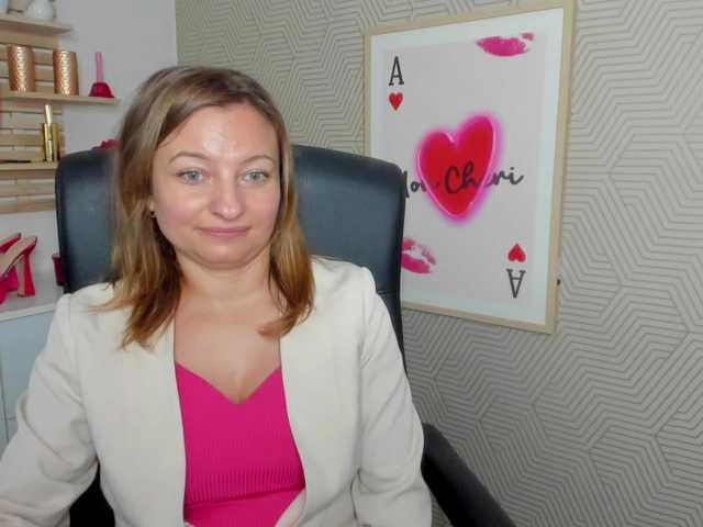 angelaLove13 live cam on BongaCams