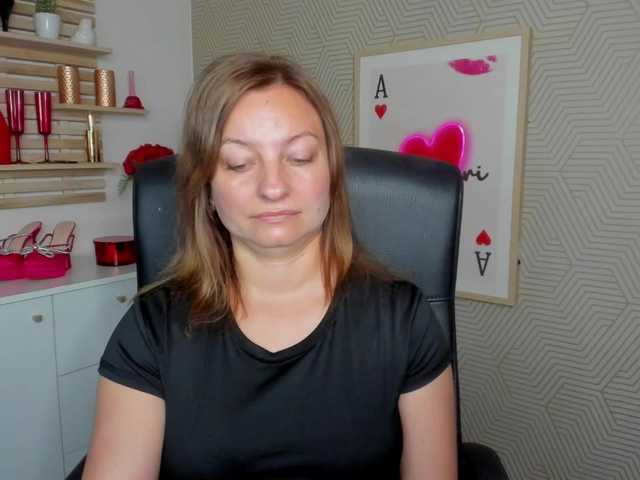 angelaLove13 live cam on BongaCams
